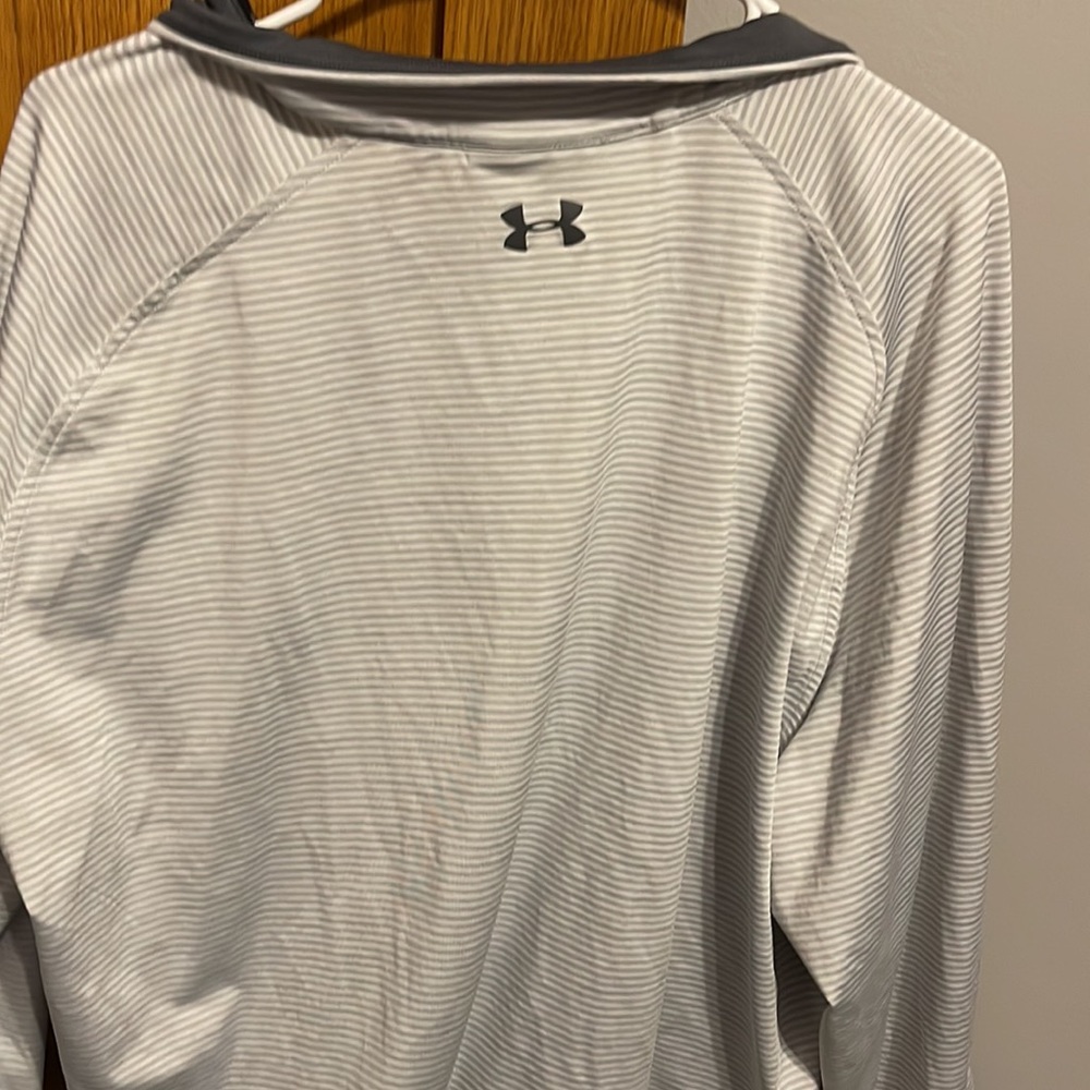Under Armor - Picture 4 of 4